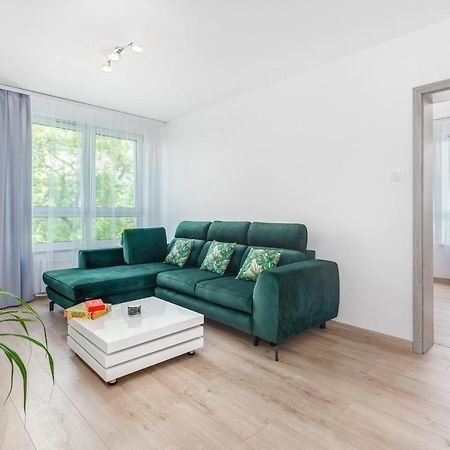 Апартаменты Apartament Deluxe Platany C38 By Renters Колобжег Экстерьер фото
