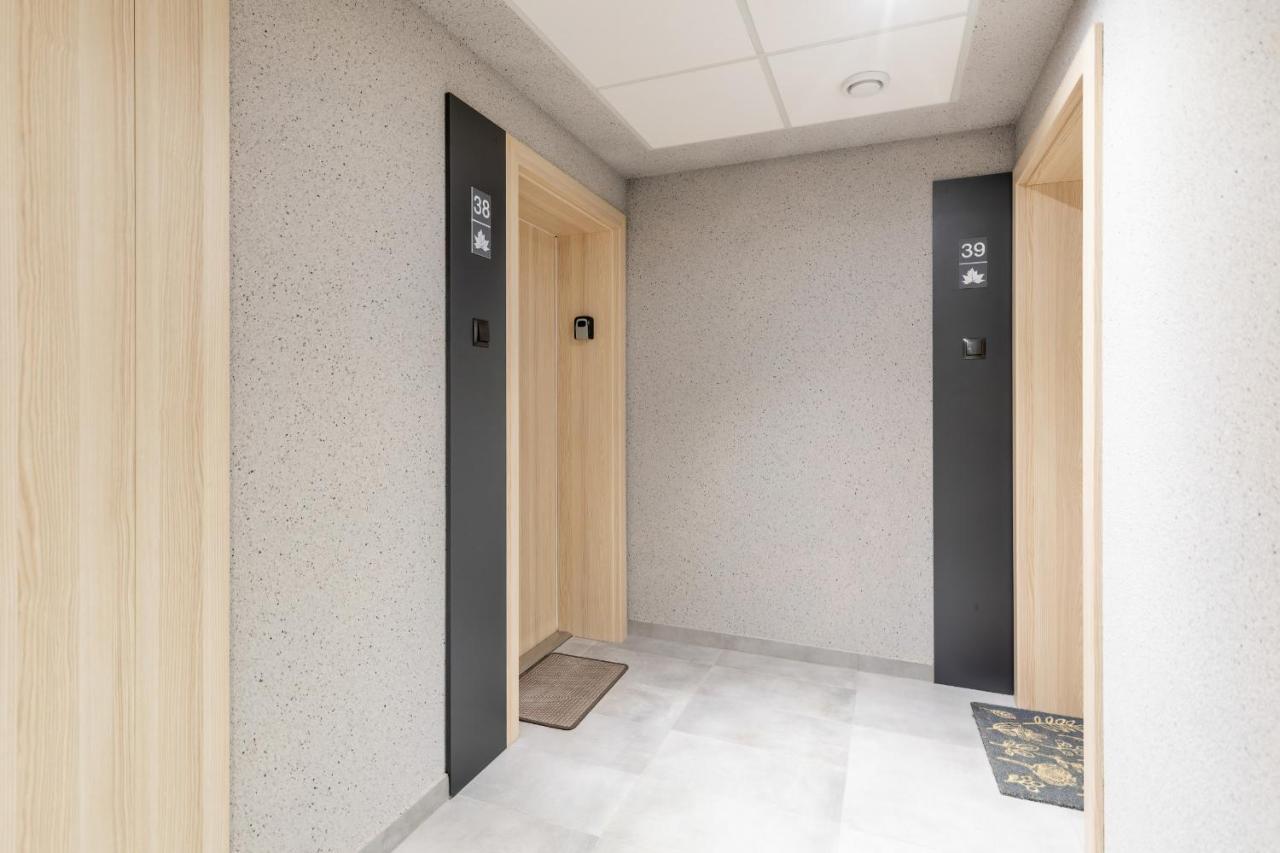 Апартаменты Apartament Deluxe Platany C38 By Renters Колобжег Экстерьер фото