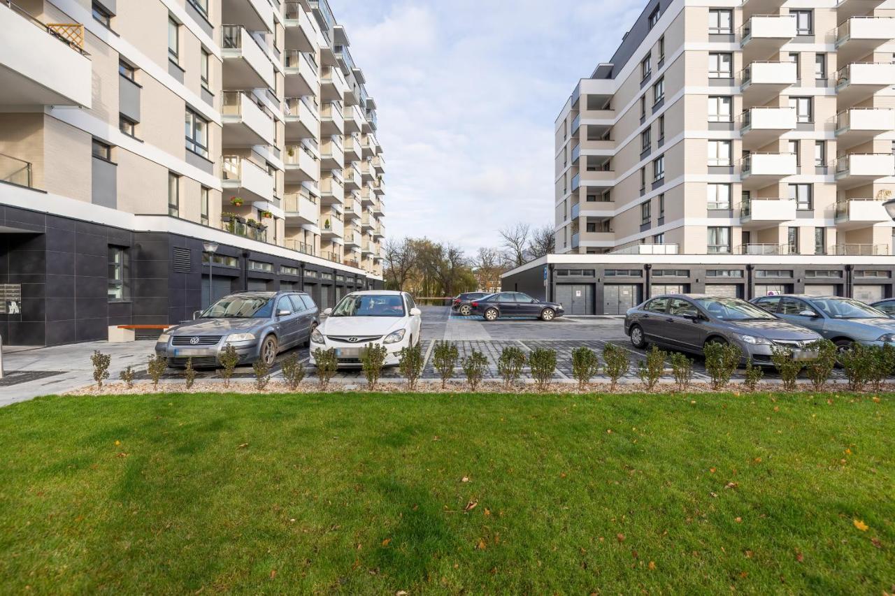 Апартаменты Apartament Deluxe Platany C38 By Renters Колобжег Экстерьер фото