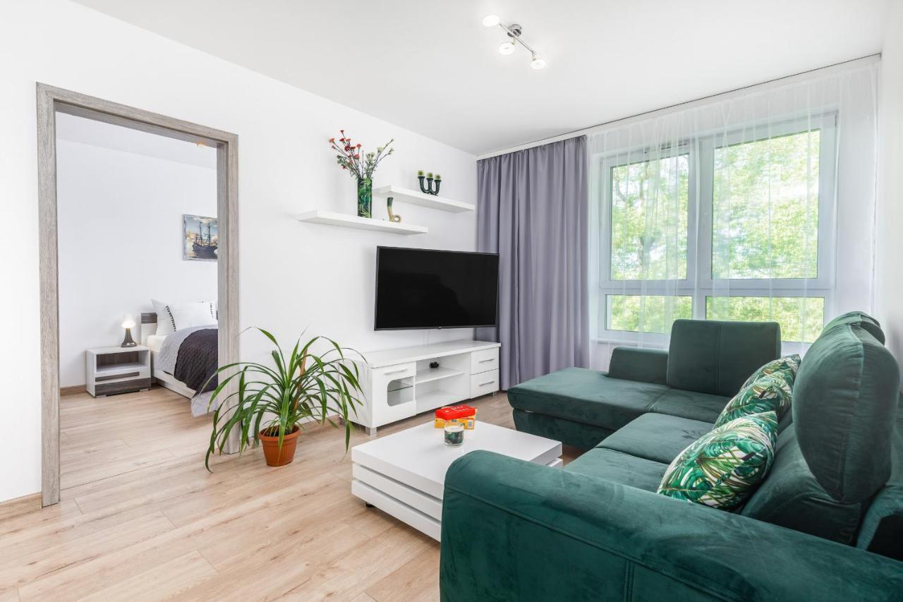 Апартаменты Apartament Deluxe Platany C38 By Renters Колобжег Экстерьер фото