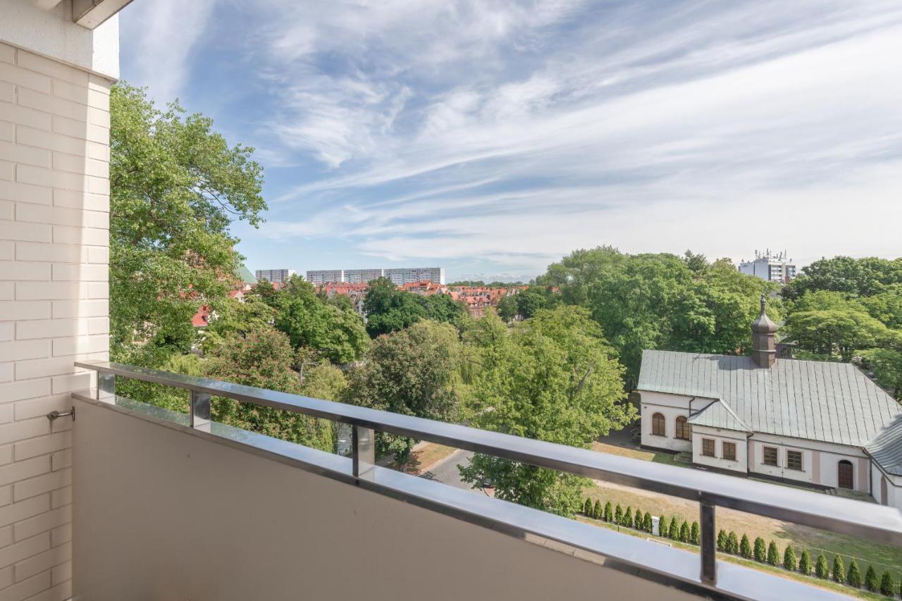 Апартаменты Apartament Deluxe Platany C38 By Renters Колобжег Экстерьер фото